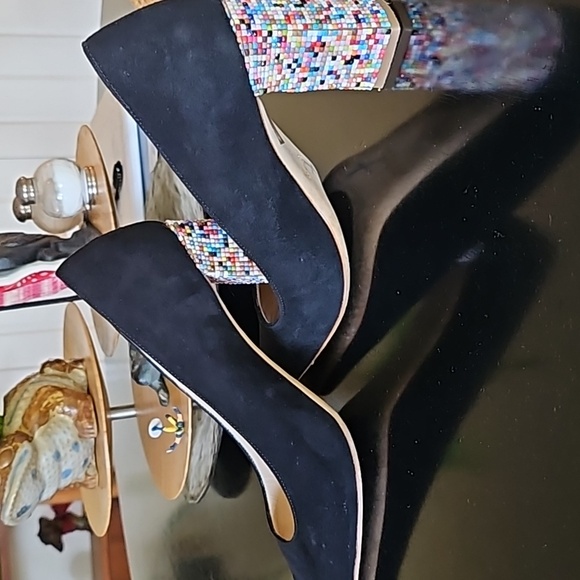 Diane B. Milano Size 39 Black Suede w/ Mozaic Heels - Picture 1 of 9